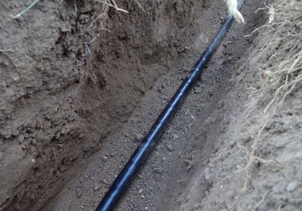 Демонтажные и земляные работы и пр.